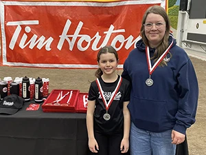 Participant au tournoi de pétanque